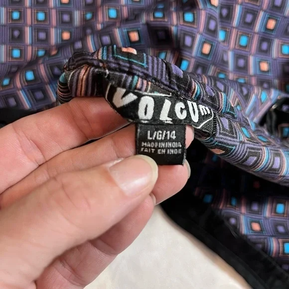 Volcom Women’s Slip Dress Front Ruffle Pockets Geometric Pattern Size Large - Picture 6 of 9